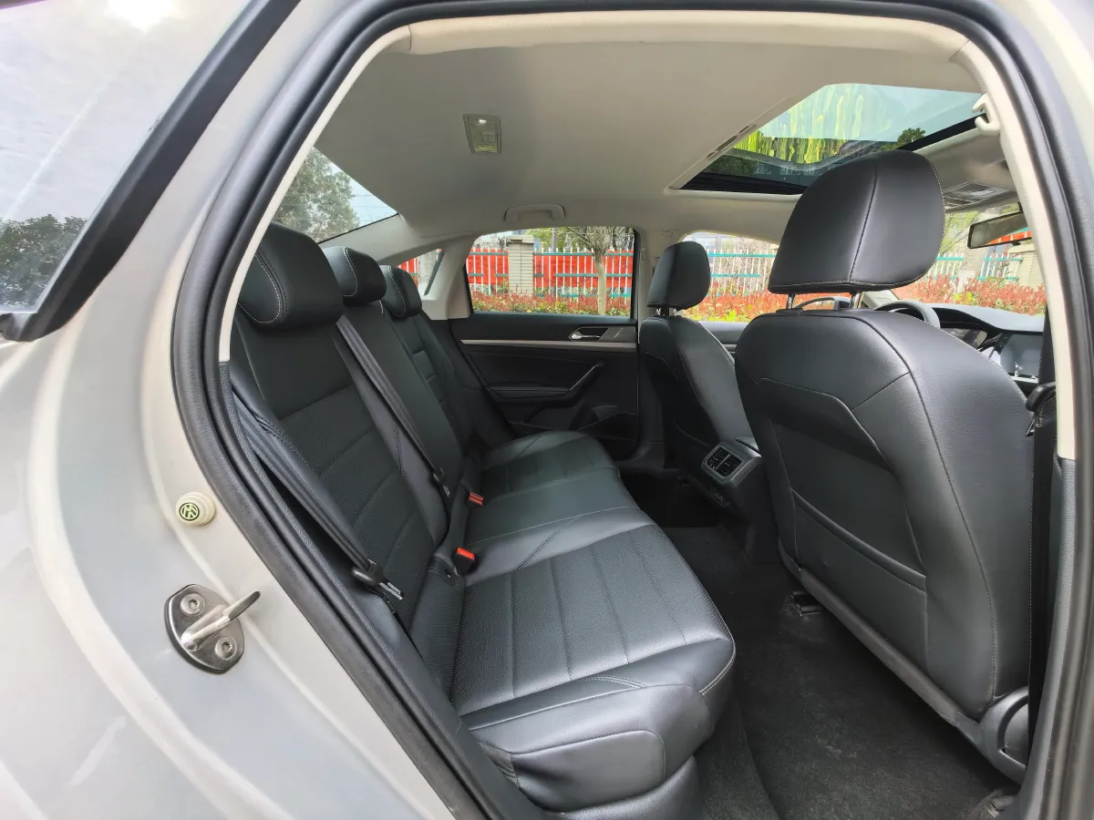 2022 Foton TuYaNuo 2.8T 177HP L4 6MT,autocango,china used car exporter,china ev exporter,chinese used car exporter,chinese used ev exporter