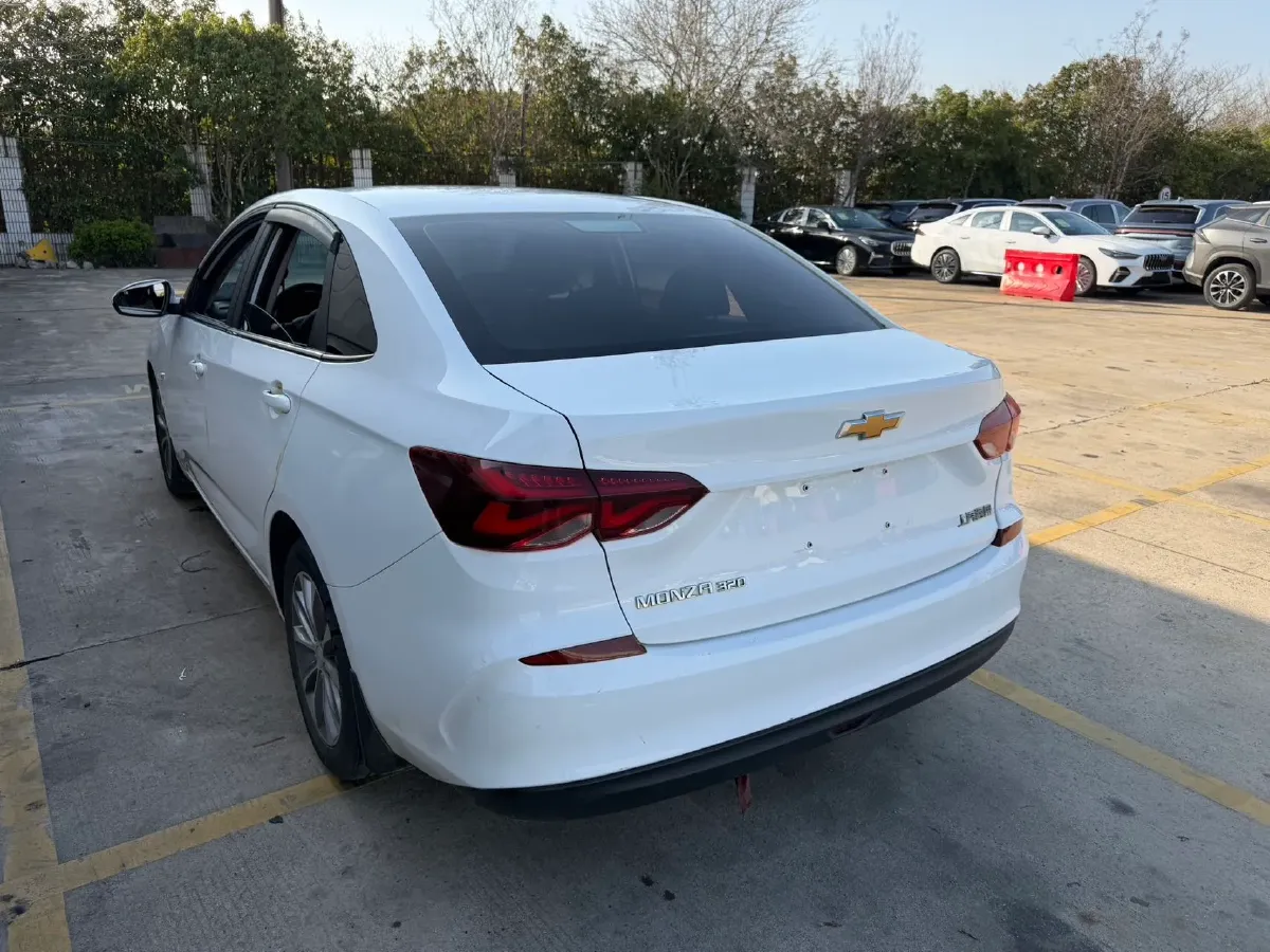 2022 Chevrolet Monza 1.5L 113HP L4 6AT,autocango,china used car exporter,china ev exporter,chinese used car exporter,chinese used ev exporter