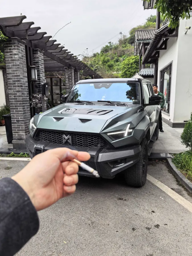 2023 M Hero 917 BEV 1088HP 2AT BEV 142.7KWH,autocango,china used car exporter,china ev exporter,chinese used car exporter,chinese used ev exporter