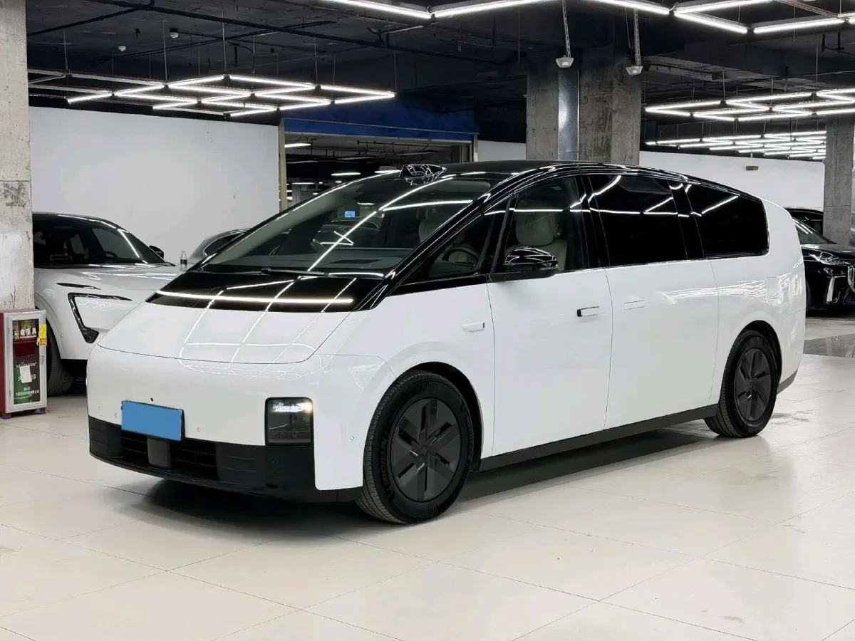 2024 Li MEGA BEV 102.7KWH,autocango,china used car exporter,china ev exporter,chinese used car exporter,chinese used ev exporter