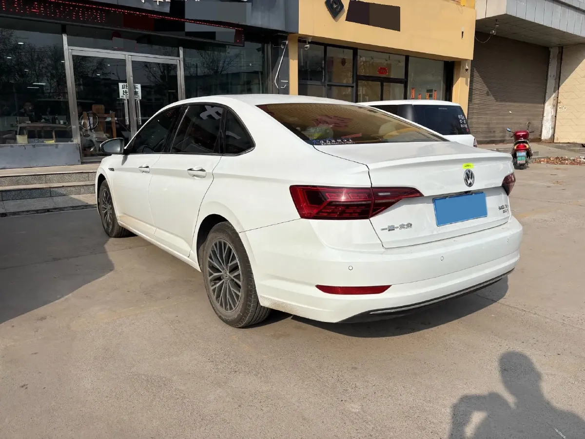 2020 Volkswagen Sagitar 1.2T 116HP L4 5MT,autocango,china used car exporter,china ev exporter,chinese used car exporter,chinese used ev exporter