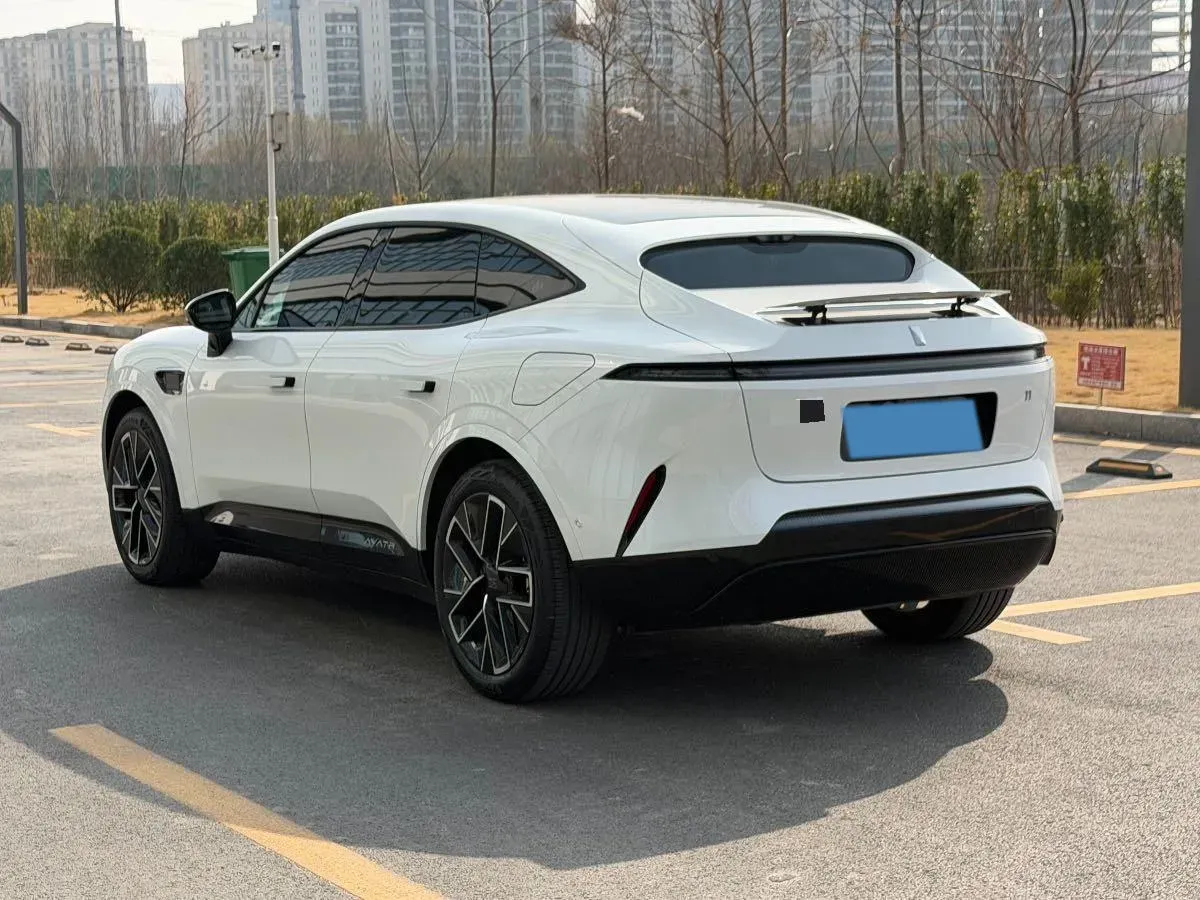 2025 Avatr 11 1.5T 156HP L4 REEV,autocango,china used car exporter,china ev exporter,chinese used car exporter,chinese used ev exporter