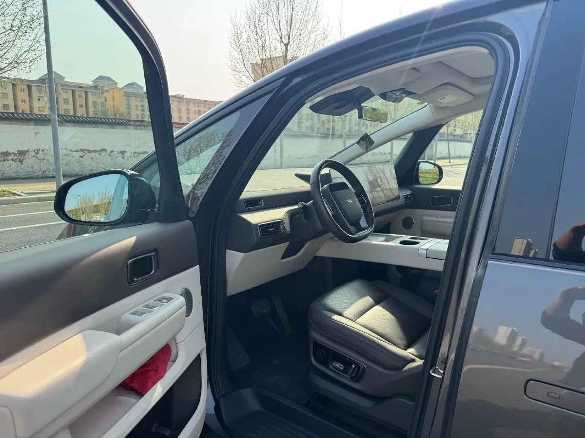 2024 Li MEGA BEV 102.7KWH,autocango,china used car exporter,china ev exporter,chinese used car exporter,chinese used ev exporter