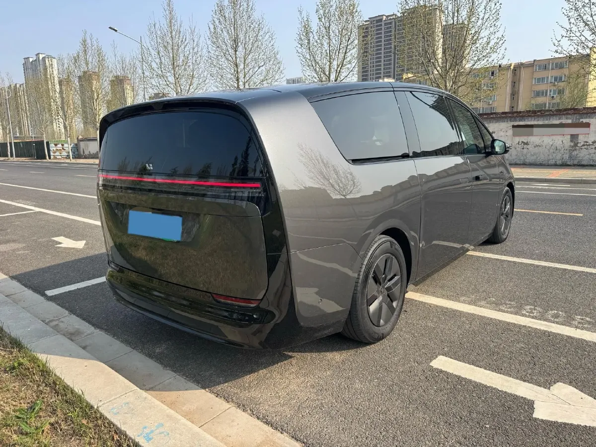 2024 Li MEGA BEV 102.7KWH,autocango,china used car exporter,china ev exporter,chinese used car exporter,chinese used ev exporter