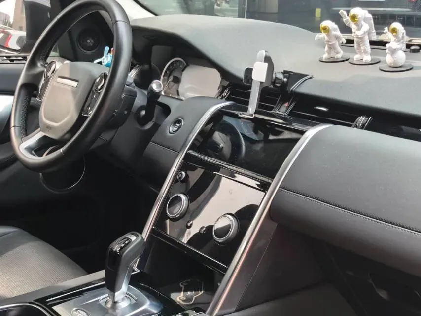 2020 Land Rover Discovery Sport 2.0T 200HP L4 9AT,autocango,china used car exporter,china ev exporter,chinese used car exporter,chinese used ev exporter