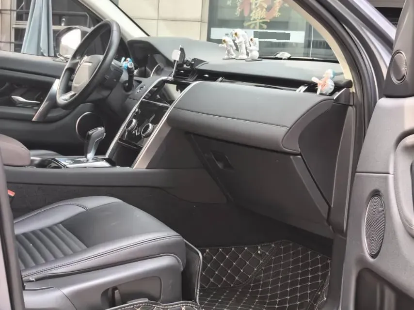 2020 Land Rover Discovery Sport 2.0T 200HP L4 9AT,autocango,china used car exporter,china ev exporter,chinese used car exporter,chinese used ev exporter