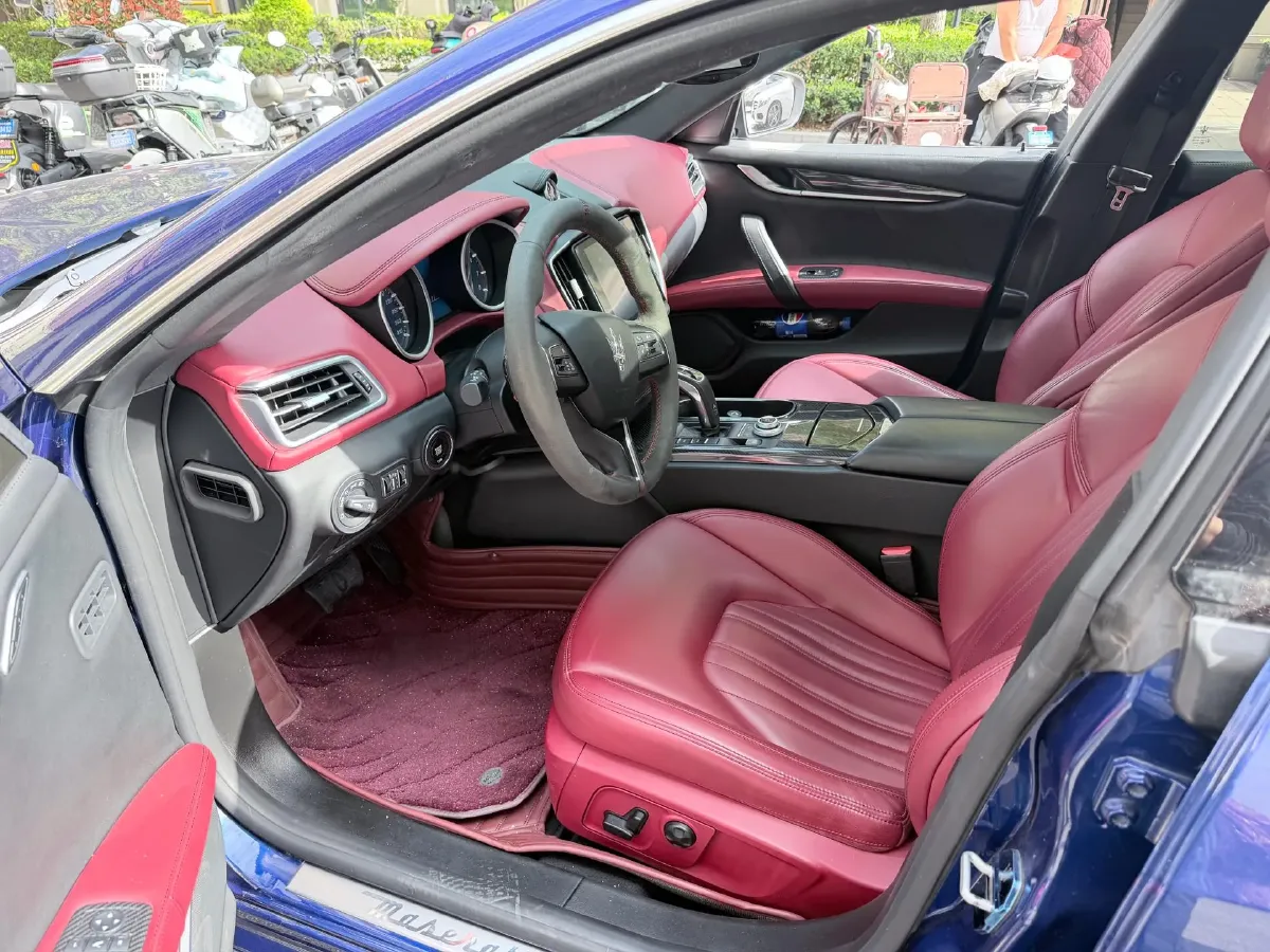 2019 Maserati Ghibli 3.0T 350HP V6 8AT,autocango,china used car exporter,china ev exporter,chinese used car exporter,chinese used ev exporter