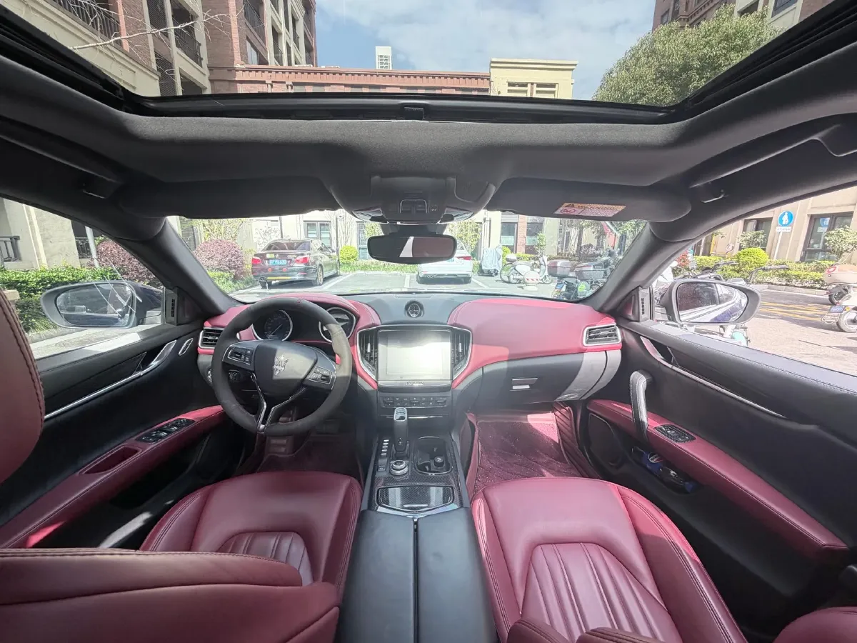 2019 Maserati Ghibli 3.0T 350HP V6 8AT,autocango,china used car exporter,china ev exporter,chinese used car exporter,chinese used ev exporter