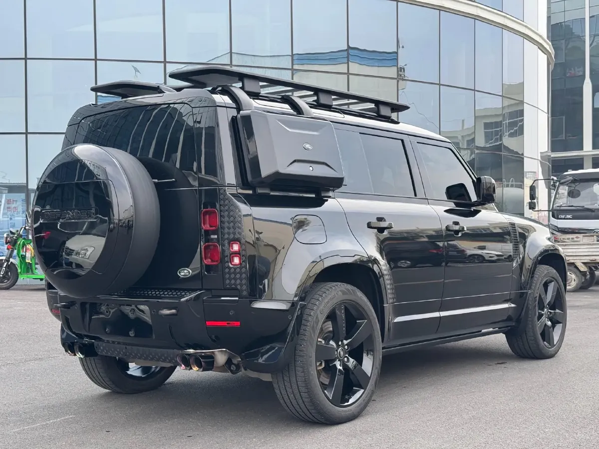 2023 Land Rover Defender 3.0T 400HP L6 8AT,autocango,china used car exporter,china ev exporter,chinese used car exporter,chinese used ev exporter