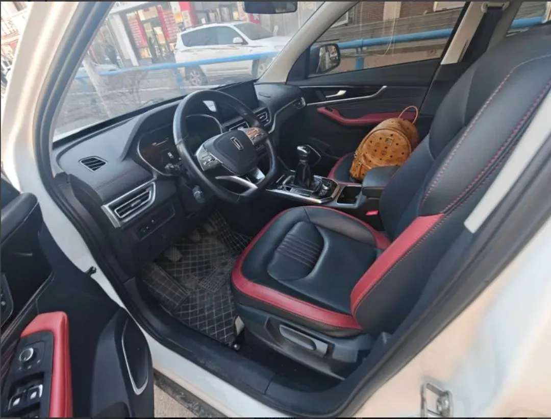 2021 Bestune T33 1.2T 143HP L4 6MT,autocango,china used car exporter,china ev exporter,chinese used car exporter,chinese used ev exporter