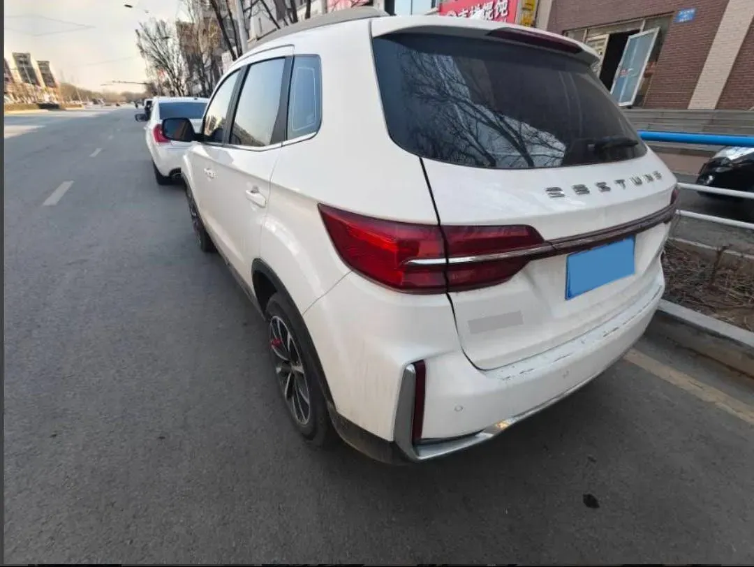 2021 Bestune T33 1.2T 143HP L4 6MT,autocango,china used car exporter,china ev exporter,chinese used car exporter,chinese used ev exporter