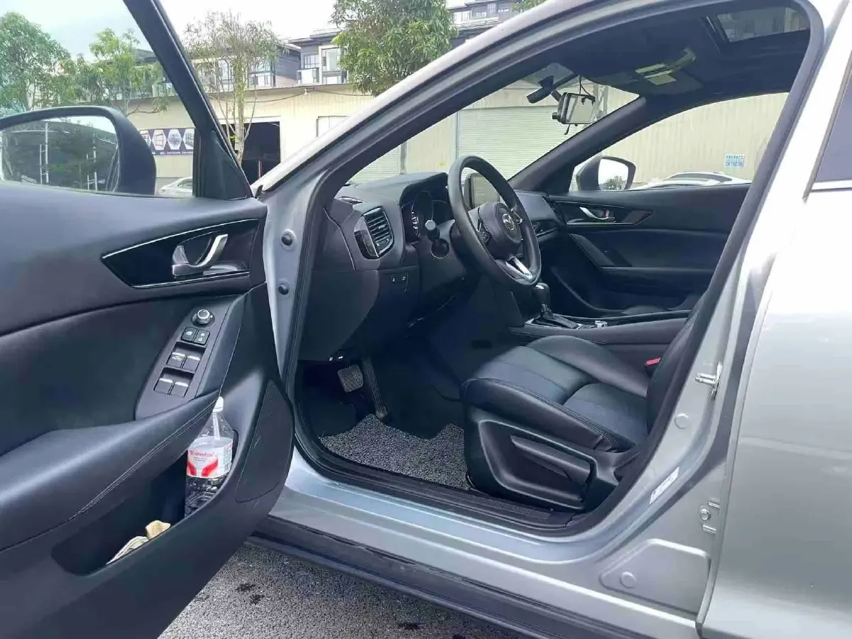 2021 Mazda CX-4 2.0L 158HP L4 6AT,autocango,china used car exporter,china ev exporter,chinese used car exporter,chinese used ev exporter