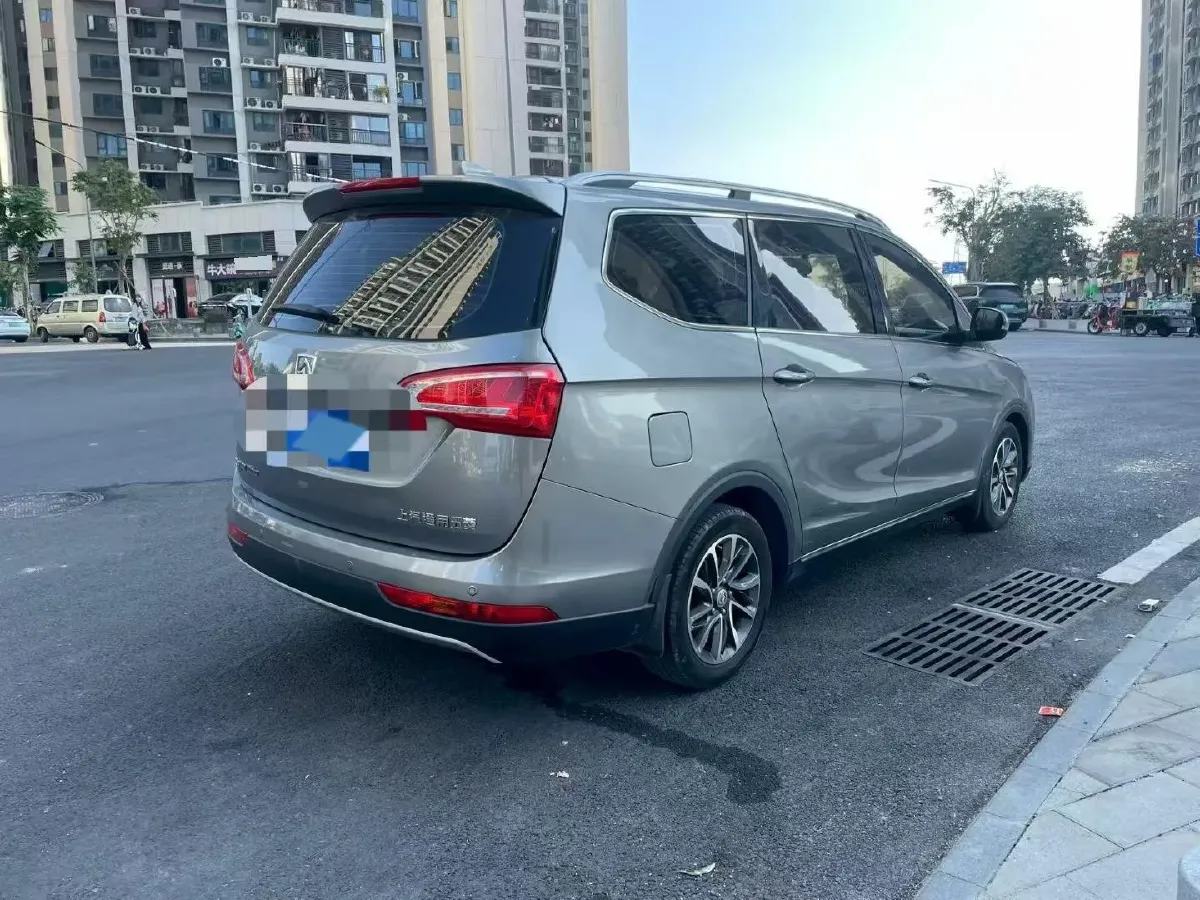 2017 BaoJun 730 1.5T 150HP L4 6DCT,autocango,china used car exporter,china ev exporter,chinese used car exporter,chinese used ev exporter