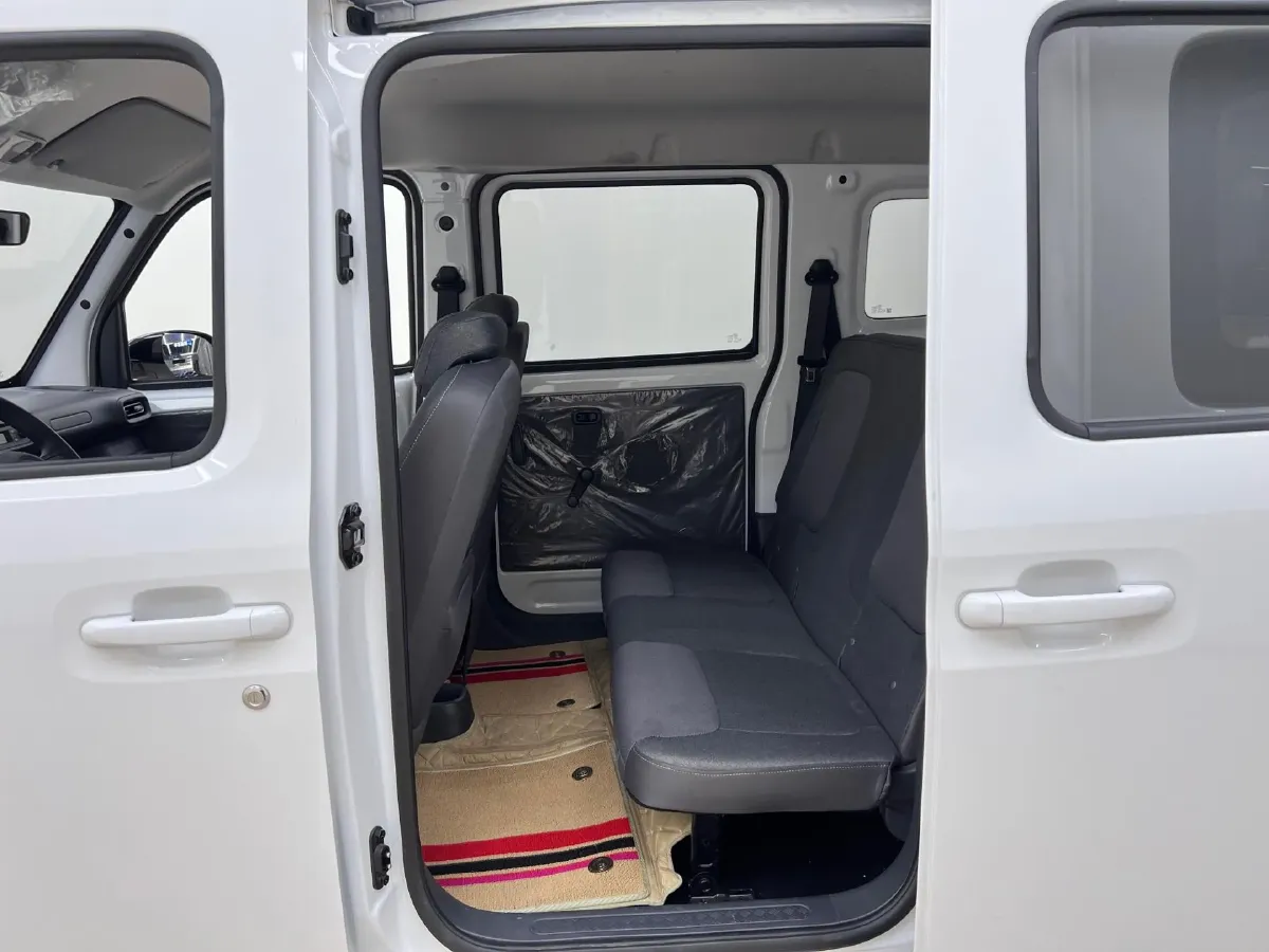 2025 WuLing ZhiGuang BEV 17.7KWH,autocango,china used car exporter,china ev exporter,chinese used car exporter,chinese used ev exporter