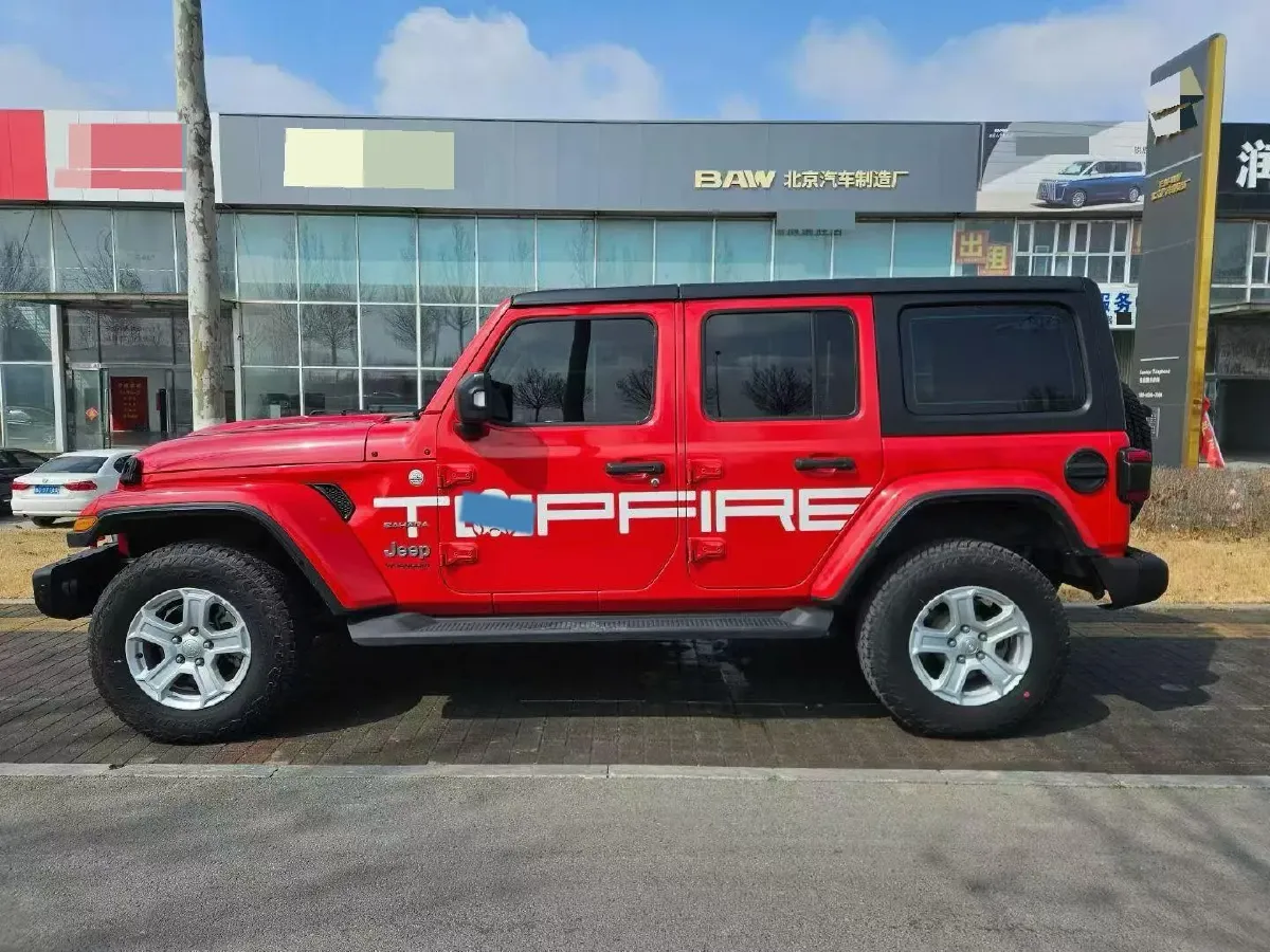 2021 Jeep Wrangler 2.0T 266HP L4 8AT,autocango,china used car exporter,china ev exporter,chinese used car exporter,chinese used ev exporter