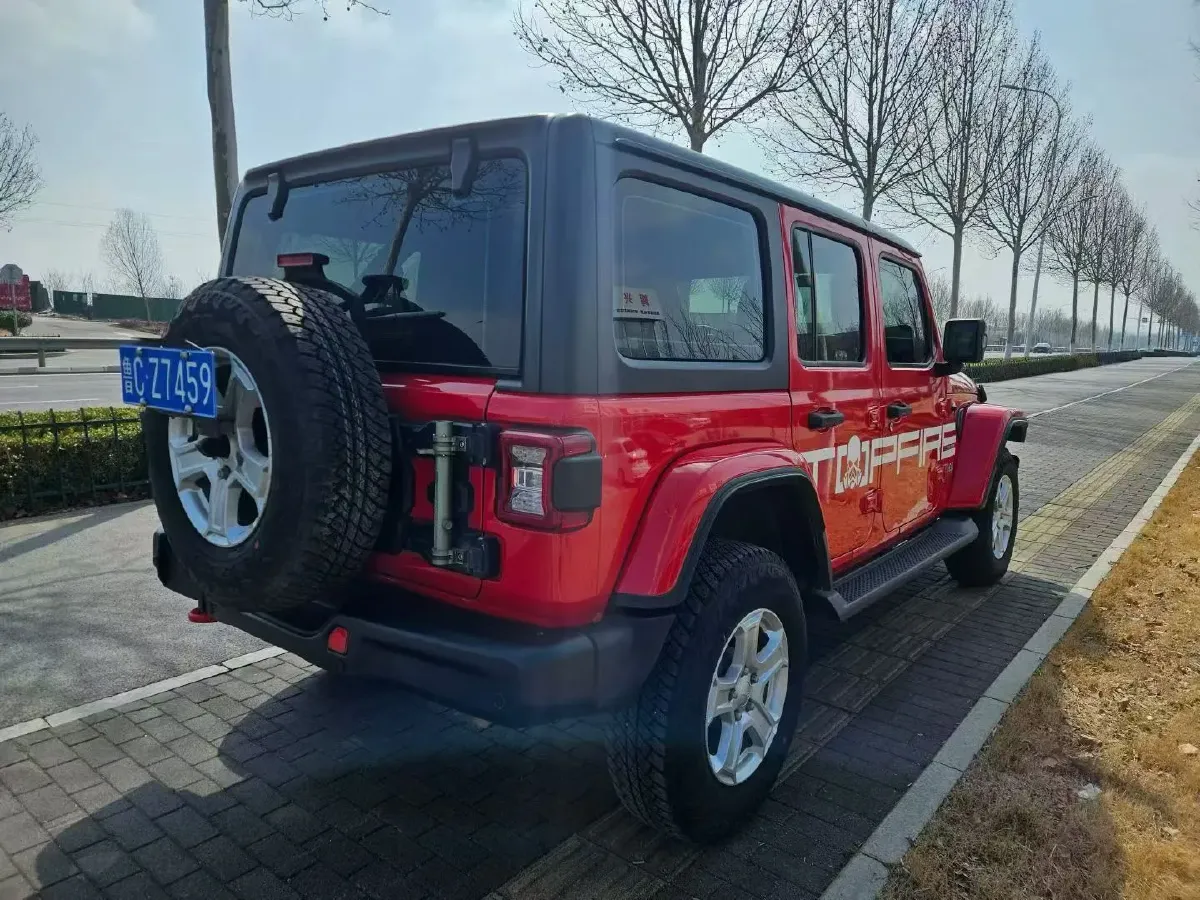 2021 Jeep Wrangler 2.0T 266HP L4 8AT,autocango,china used car exporter,china ev exporter,chinese used car exporter,chinese used ev exporter