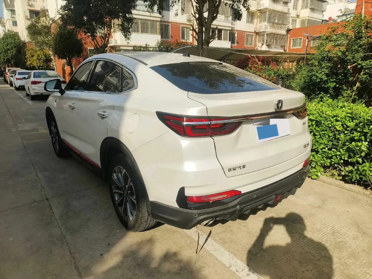 2021 ChangAn CS85 Coupe 1.5T 178HP L4 7DCT,autocango,china used car exporter,china ev exporter,chinese used car exporter,chinese used ev exporter