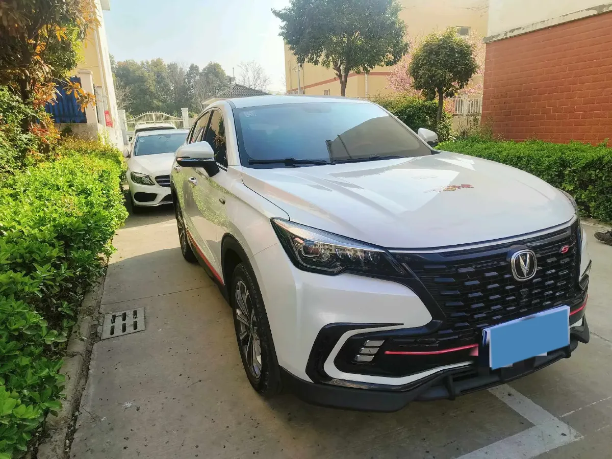 2021 ChangAn CS85 Coupe 1.5T 178HP L4 7DCT,autocango,china used car exporter,china ev exporter,chinese used car exporter,chinese used ev exporter
