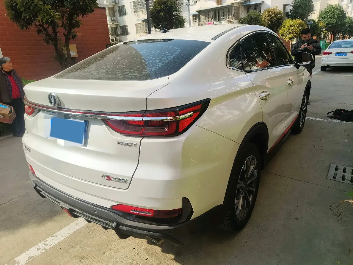 2021 ChangAn CS85 Coupe 1.5T 178HP L4 7DCT,autocango,china used car exporter,china ev exporter,chinese used car exporter,chinese used ev exporter