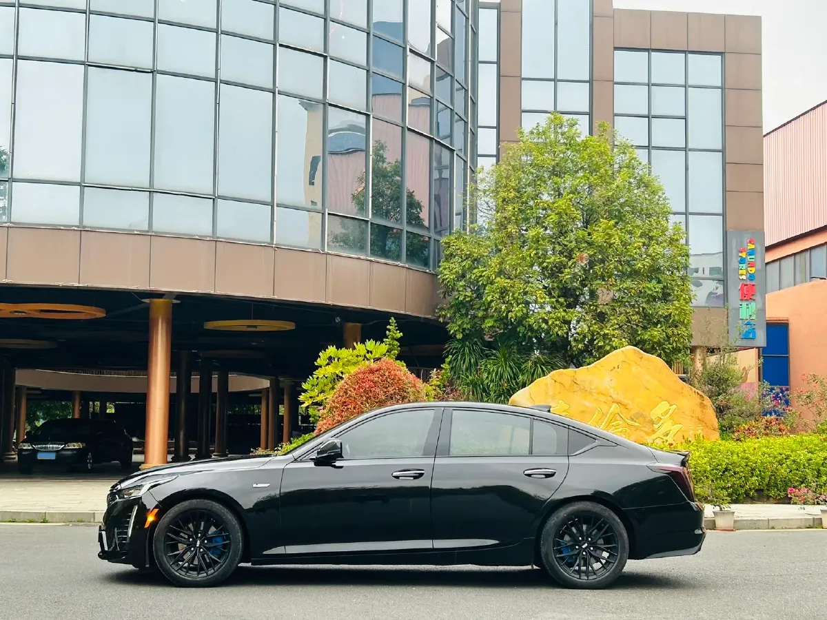 2021 Cadillac CT5 2.0T 237HP L4 10AT,autocango,china used car exporter,china ev exporter,chinese used car exporter,chinese used ev exporter