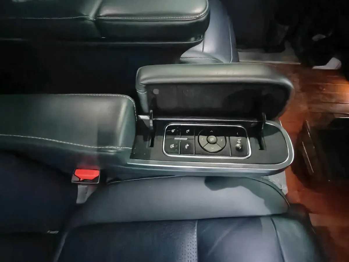 2021 GAC Trumpchi M8 2.0T 252HP L4 8AT,autocango,china used car exporter,china ev exporter,chinese used car exporter,chinese used ev exporter