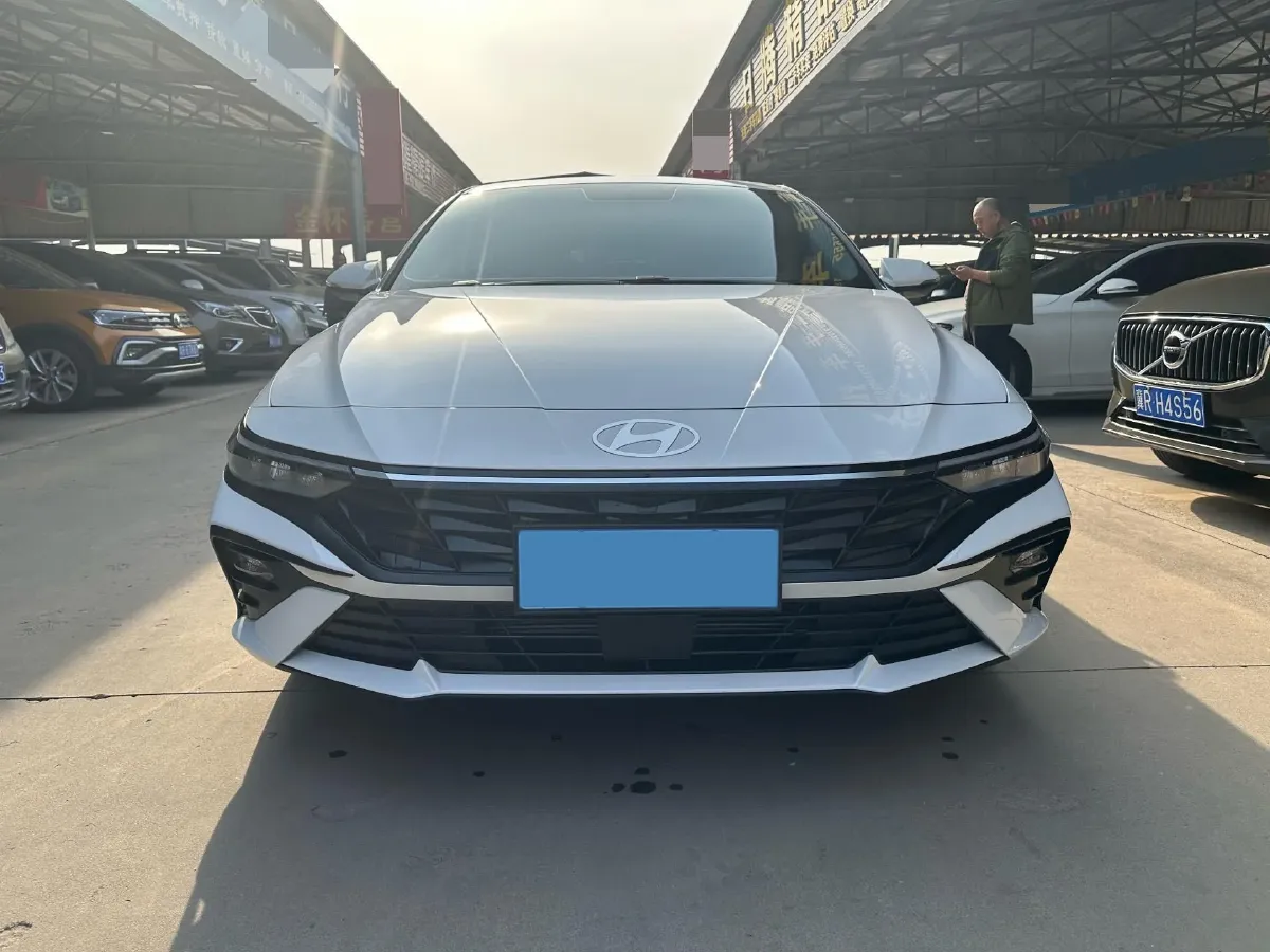 2023 Hyundai Elantra 1.5L 115HP L4 CVT,autocango,china used car exporter,china ev exporter,chinese used car exporter,chinese used ev exporter
