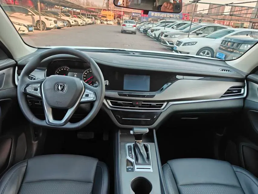 2019 ChangAn CS35 Plus 1.4T 158HP L4 7DCT,autocango,china used car exporter,china ev exporter,chinese used car exporter,chinese used ev exporter