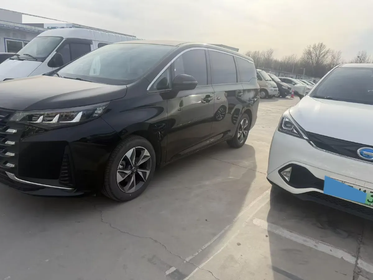 2023 GAC Trumpchi M6 1.5T 177HP L4 7DCT,autocango,china used car exporter,china ev exporter,chinese used car exporter,chinese used ev exporter