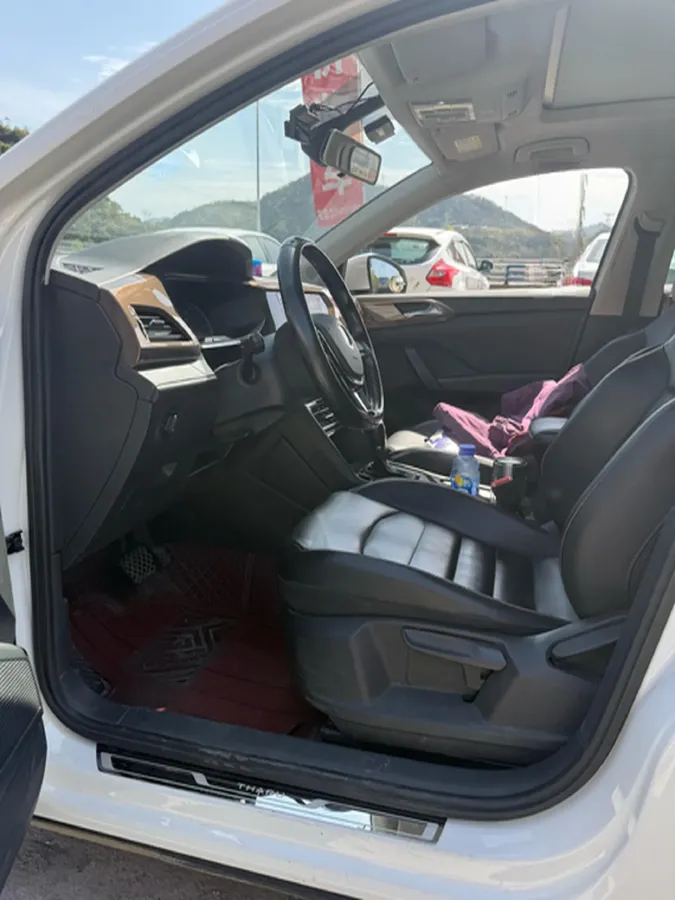 2021 Volkswagen Tharu 1.4T 150HP L4 7DCT,autocango,china used car exporter,china ev exporter,chinese used car exporter,chinese used ev exporter