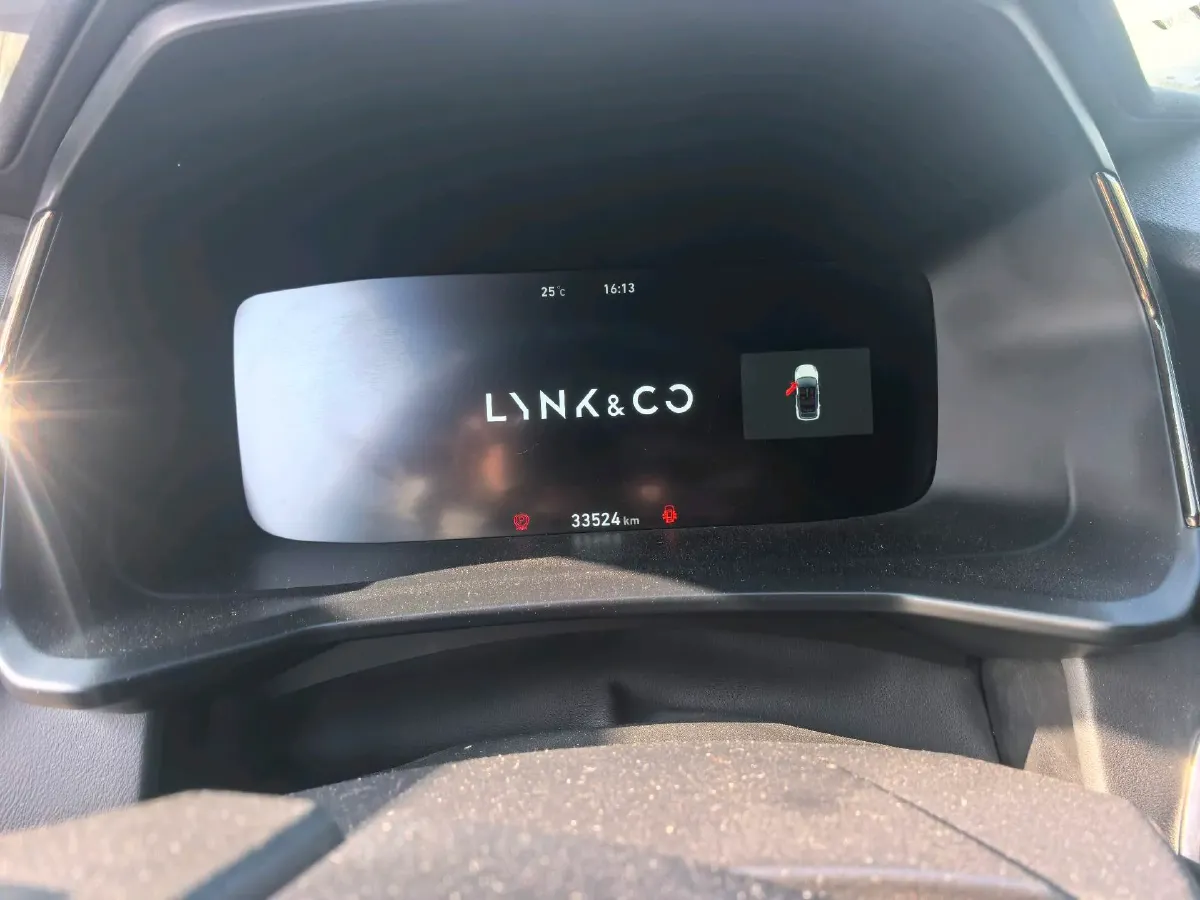 2023 LYNK&CO 06 1.5T 181HP L4 7DCT,autocango,china used car exporter,china ev exporter,chinese used car exporter,chinese used ev exporter