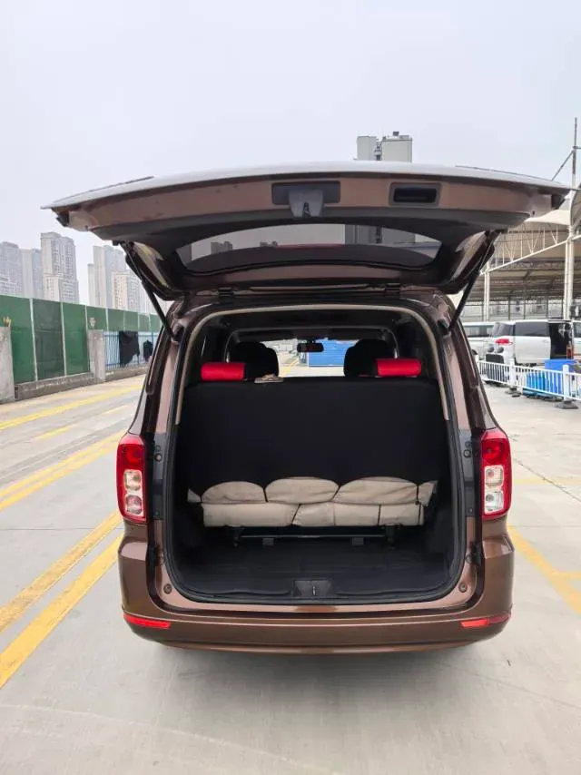 2021 WuLing RongGuang New Truck 1.5L 99HP L4 5MT,autocango,china used car exporter,china ev exporter,chinese used car exporter,chinese used ev exporter