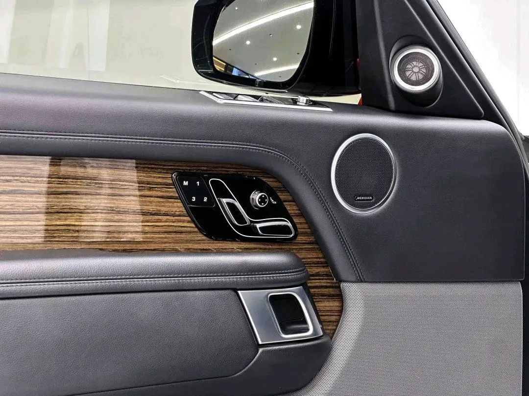 2018 Land Rover Range Rover 3.0T 340HP V6 8AT,autocango,china used car exporter,china ev exporter,chinese used car exporter,chinese used ev exporter