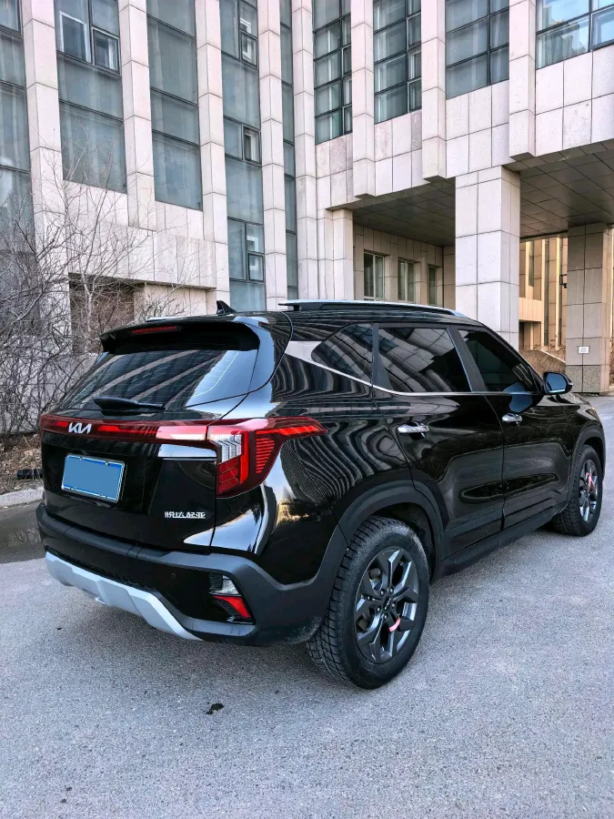 2023 Kia Seltos 1.5L 115HP L4 CVT,autocango,china used car exporter,china ev exporter,chinese used car exporter,chinese used ev exporter