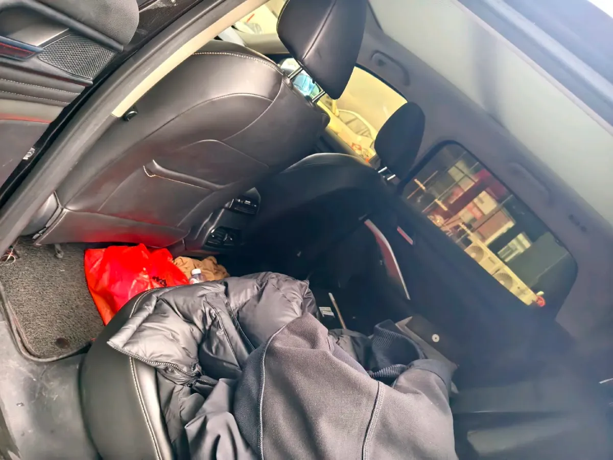 2018 WEY VV6 2.0T 197HP L4 7DCT,autocango,china used car exporter,china ev exporter,chinese used car exporter,chinese used ev exporter