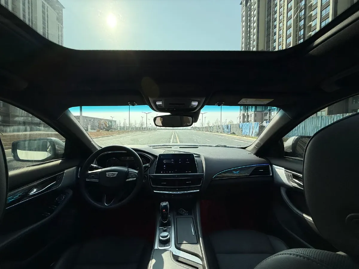 2022 Cadillac CT5 2.0T 237HP L4 10AT,autocango,china used car exporter,china ev exporter,chinese used car exporter,chinese used ev exporter