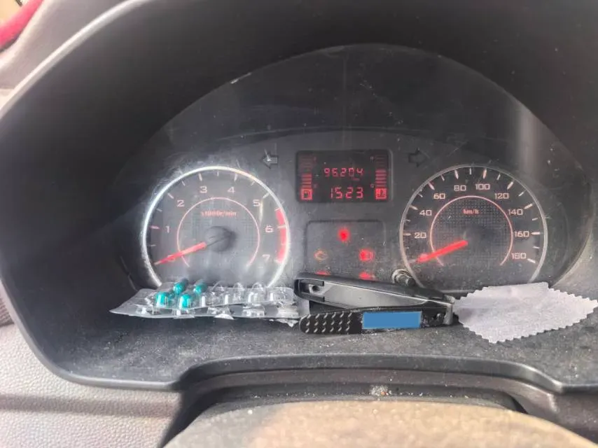 2022 JinBei Little Sea Lion X30 1.5L 102HP L4 5MT,autocango,china used car exporter,china ev exporter,chinese used car exporter,chinese used ev exporter