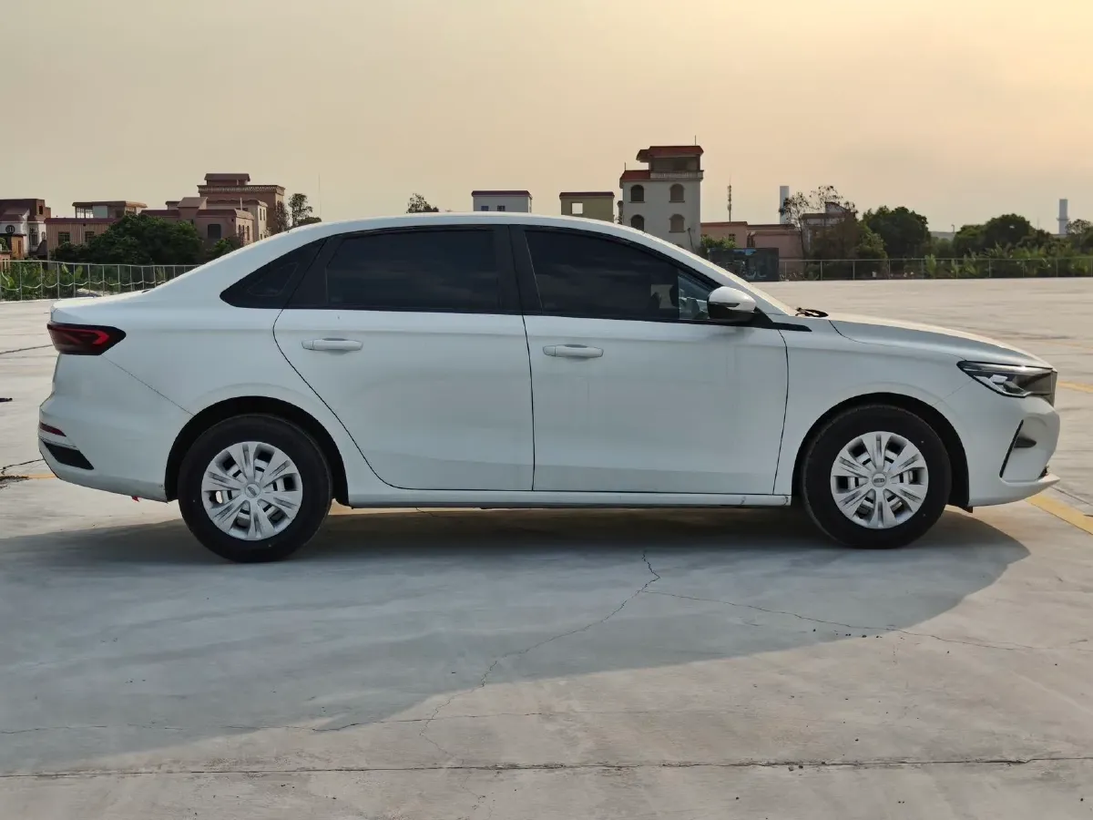 2023 Geely Emgrand 1.5L 127HP L4 5MT,autocango,china used car exporter,china ev exporter,chinese used car exporter,chinese used ev exporter