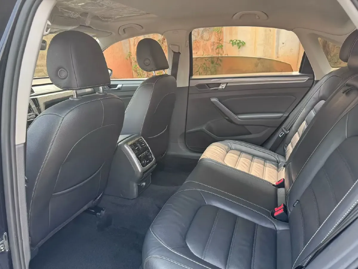 2017 Volkswagen Passat 1.8T 180HP L4 7DCT,autocango,china used car exporter,china ev exporter,chinese used car exporter,chinese used ev exporter