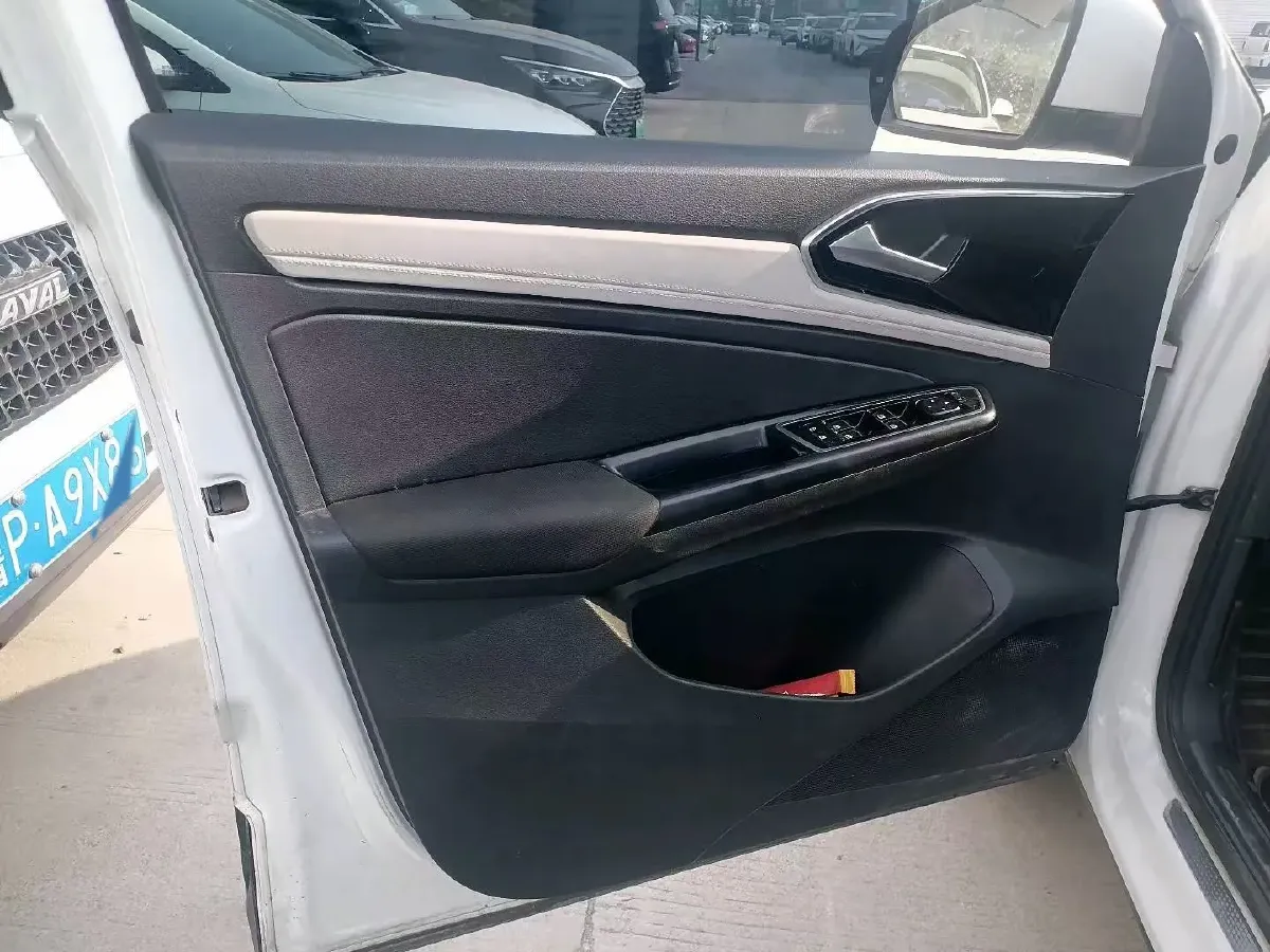 2022 Jetta VS5 1.4T 150HP L4 5MT,autocango,china used car exporter,china ev exporter,chinese used car exporter,chinese used ev exporter