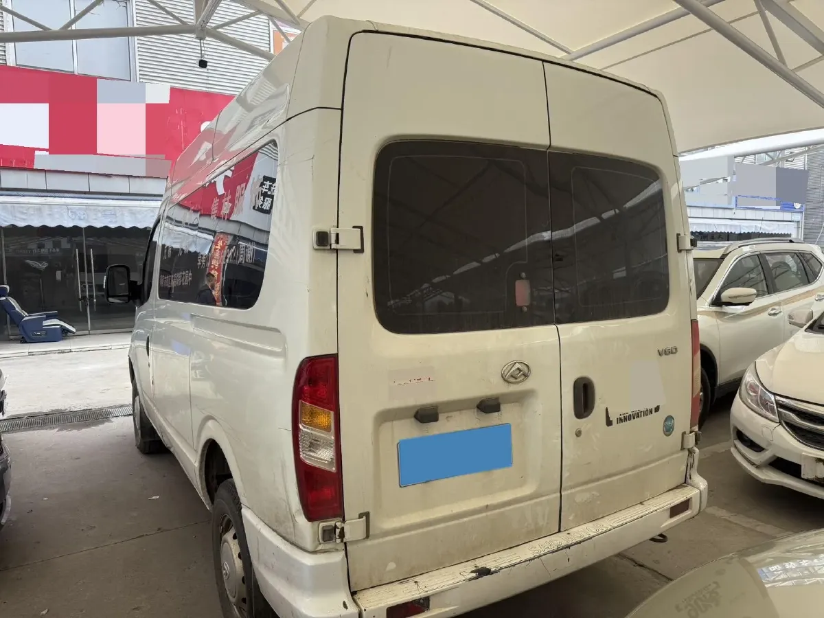 2021 MAXUS XinTu V80 2.0T 139HP L4 6MT,autocango,china used car exporter,china ev exporter,chinese used car exporter,chinese used ev exporter