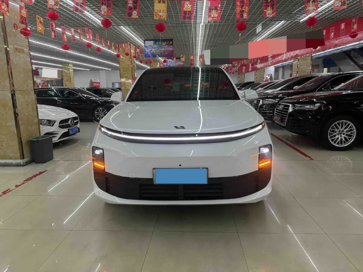 2024 Li L6 Range Extended 154HP L4 REEV 36.8KWH,autocango,china used car exporter,china ev exporter,chinese used car exporter,chinese used ev exporter