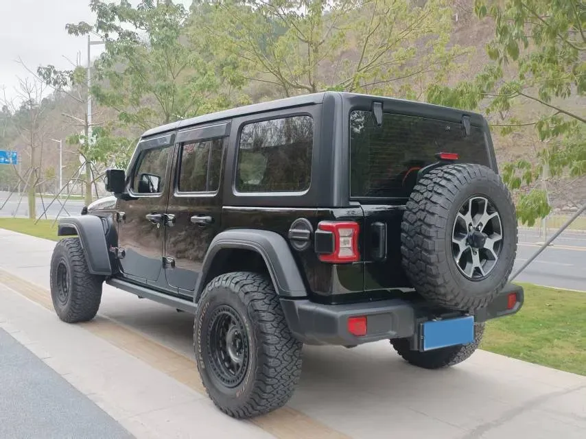 2021 Jeep Wrangler 2.0T 266HP L4 8AT,autocango,china used car exporter,china ev exporter,chinese used car exporter,chinese used ev exporter