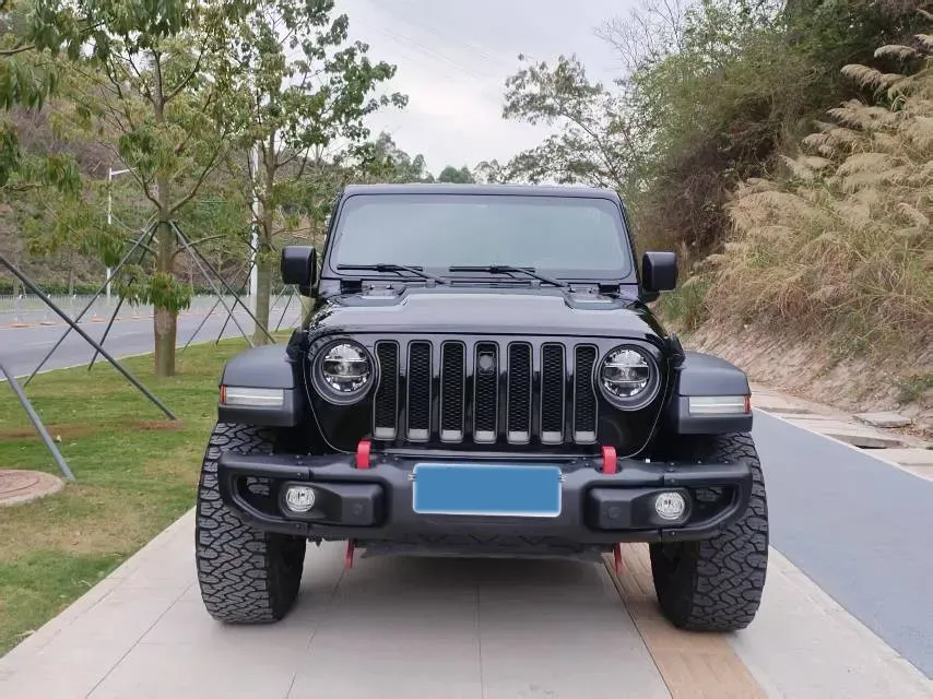 2021 Jeep Wrangler 2.0T 266HP L4 8AT,autocango,china used car exporter,china ev exporter,chinese used car exporter,chinese used ev exporter