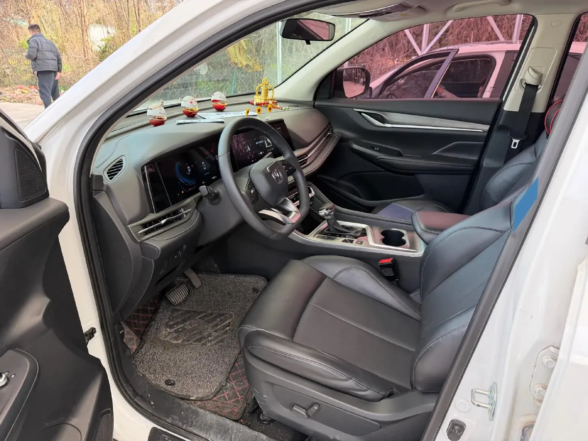 2021 ChangAn CS55 Plus 1.5T 180HP L4 7DCT,autocango,china used car exporter,china ev exporter,chinese used car exporter,chinese used ev exporter