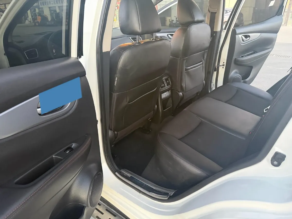 2019 Nissan Qashqai 2.0L 154HP L4 CVT,autocango,china used car exporter,china ev exporter,chinese used car exporter,chinese used ev exporter