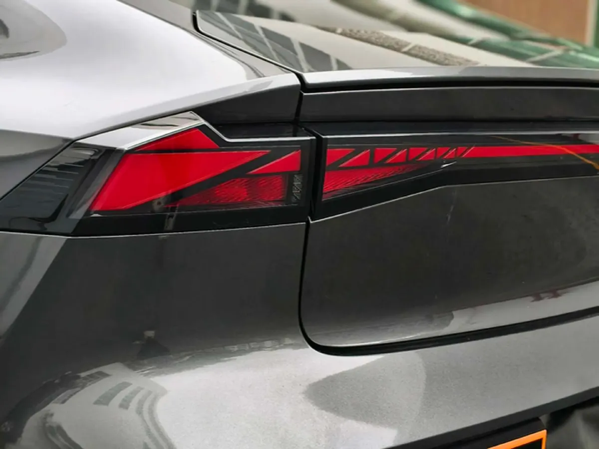 2022 ChangAn UNI-V 1.5T 188HP L4 7DCT,autocango,china used car exporter,china ev exporter,chinese used car exporter,chinese used ev exporter