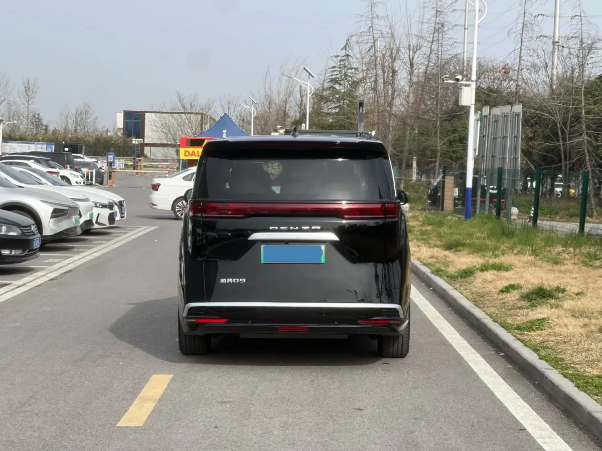 2024 Denza D9 1.5T 139HP L4 E-CVT PHEV 40KWH,autocango,china used car exporter,china ev exporter,chinese used car exporter,chinese used ev exporter