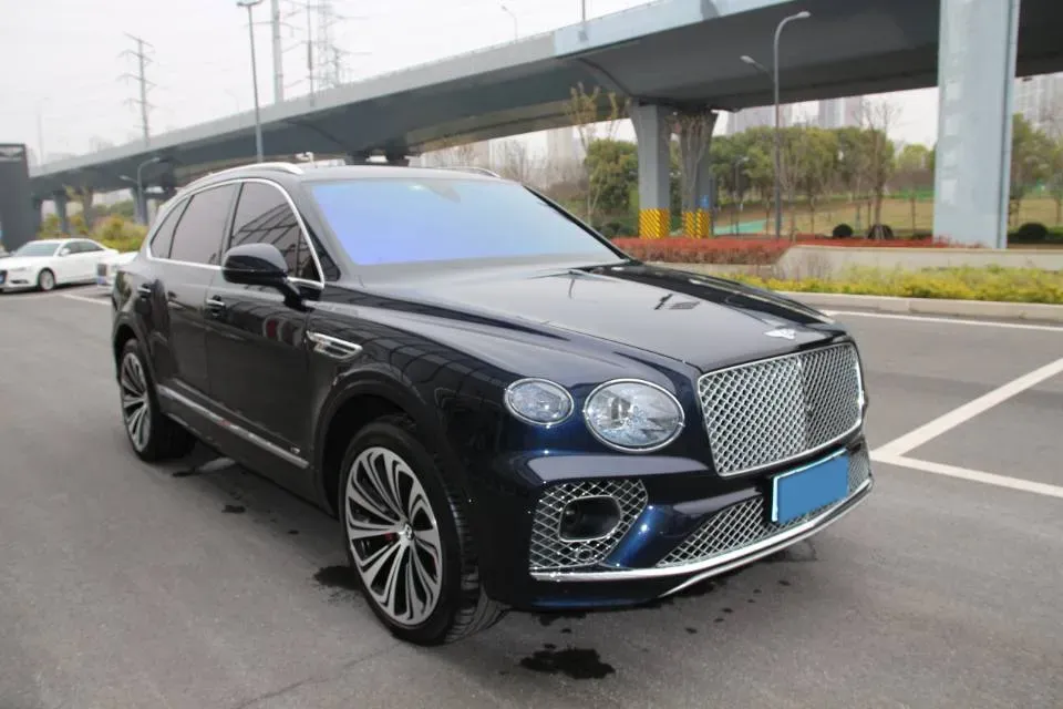 2022 Bentley Bentayga 4.0T 550HP V8 8AT,autocango,china used car exporter,china ev exporter,chinese used car exporter,chinese used ev exporter