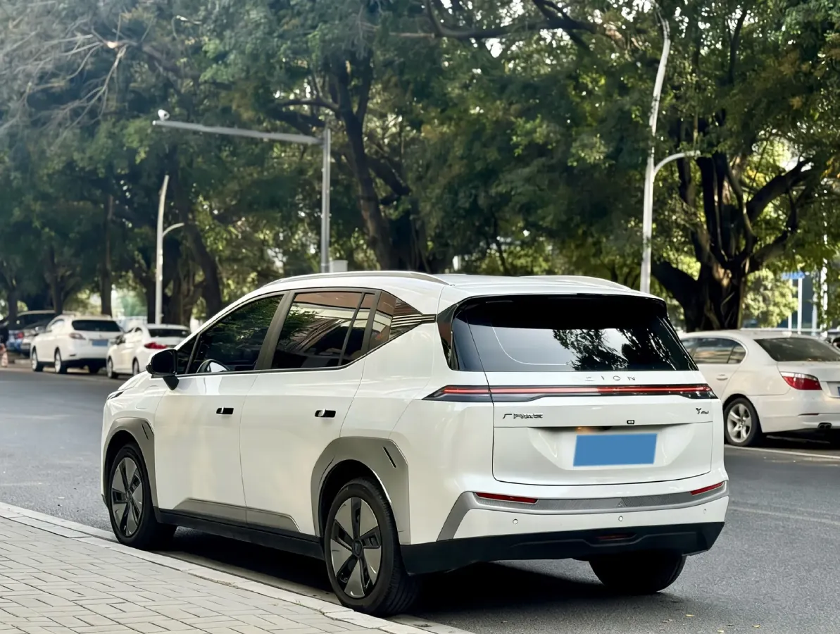 2023 GAC Trumpchi GS4 1.5T 177HP L4 6AT,autocango,china used car exporter,china ev exporter,chinese used car exporter,chinese used ev exporter