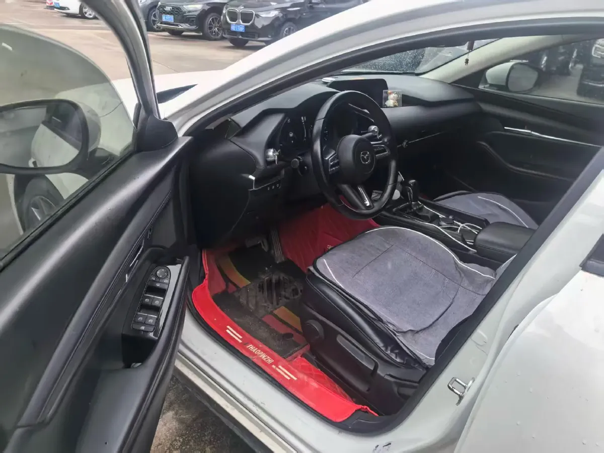 2020 Mazda 3 Axela 2.0L 158HP L4 6AT,autocango,china used car exporter,china ev exporter,chinese used car exporter,chinese used ev exporter